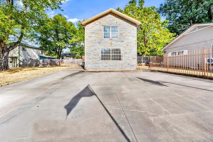Property Photo:  716 Brinker Street  TX 75482 