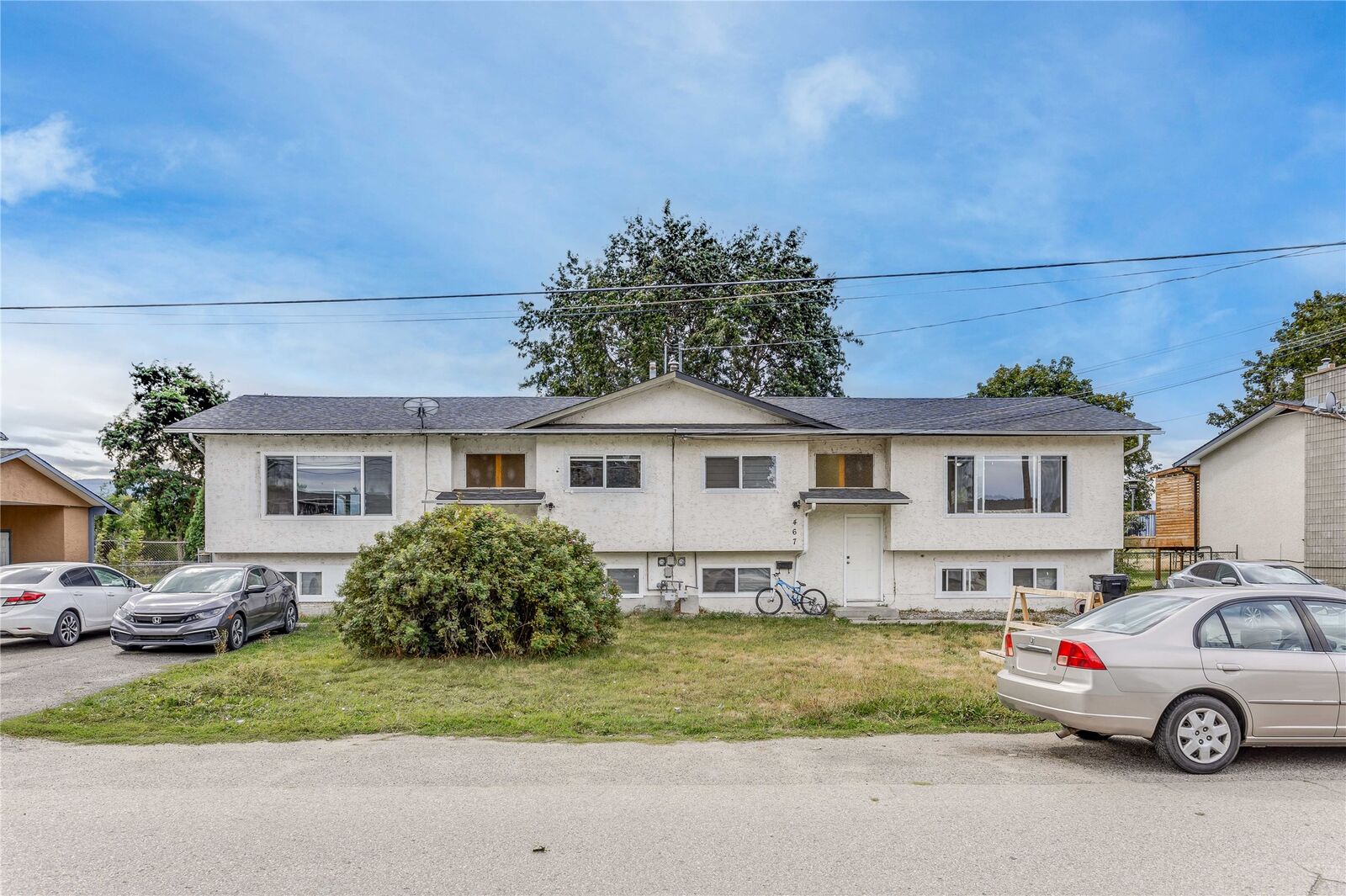 Photo de la propriété:  465 - 467 Killarney Road  BC V1X 5C6 