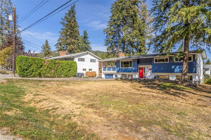 Property Photo:  3227 McIver Road  BC V4T 1G1 
