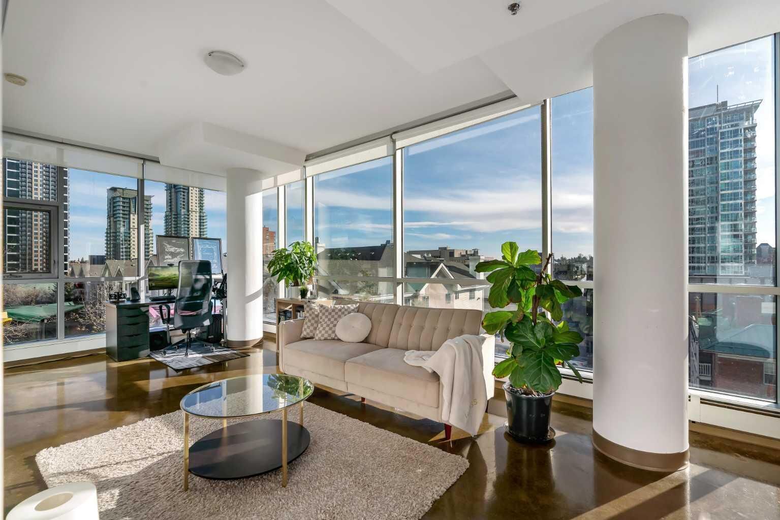 Property Photo:  135 13 Avenue SW 509  AB T2R 0W8 