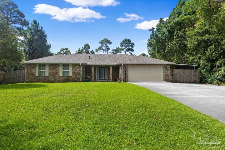 Property Photo:  3865 Paradise Bay  FL 32563 