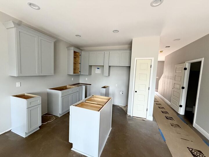 Property Photo: 714 S Blanks Ave MS 39466