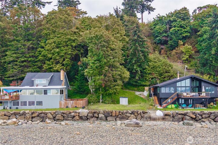 Property Photo:  26409  7th Avenue S  WA 98198 