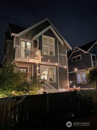 Property Photo:  1822  27th Avenue  WA 98122 