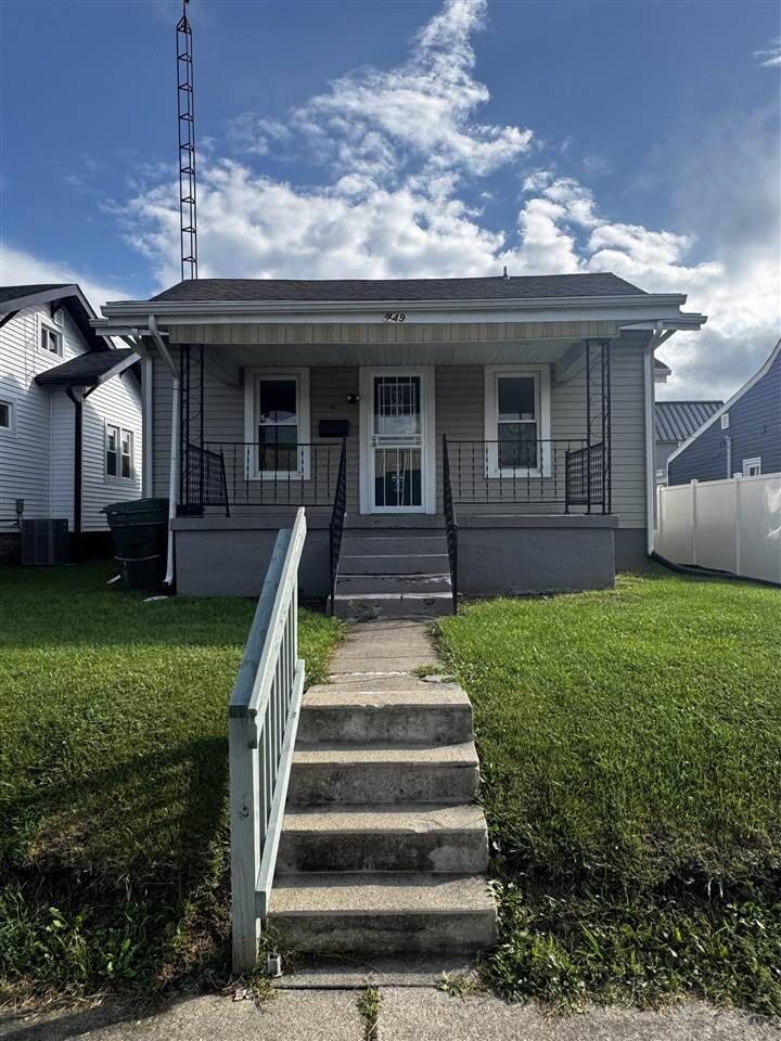 Property Photo: 749 Richmond Ave IN 47374
