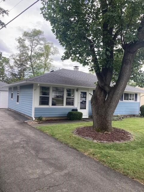 Property Photo:  335 Carol Drive  IN 47374 