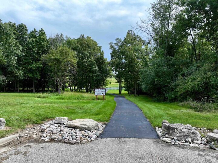 Property Photo:  2621 Greenway Circle  WI 53548 