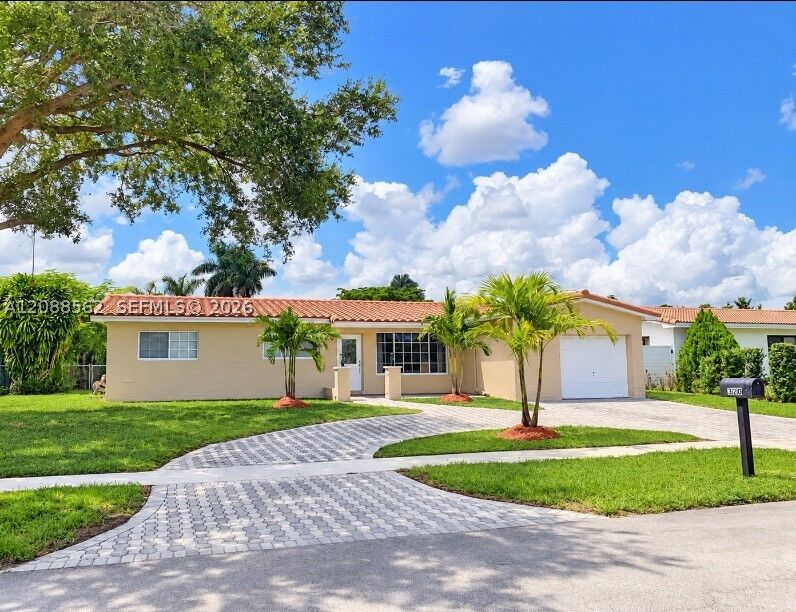Property Photo: 320 NW 93rd Ter FL 33024