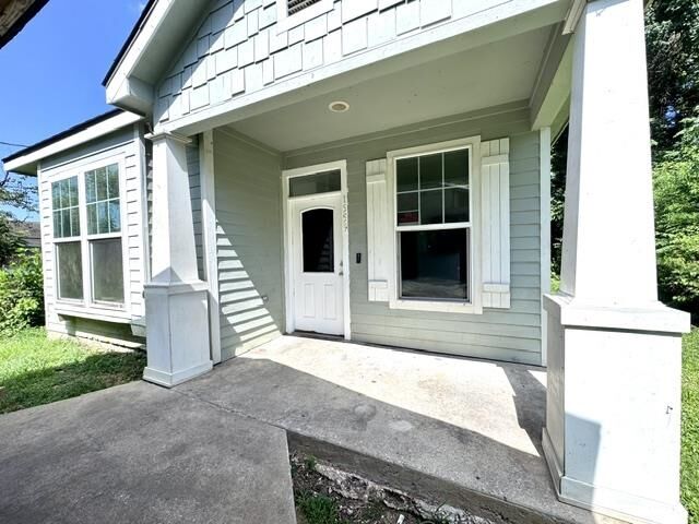 Property Photo:  1559 Turon St.  TX 77701 