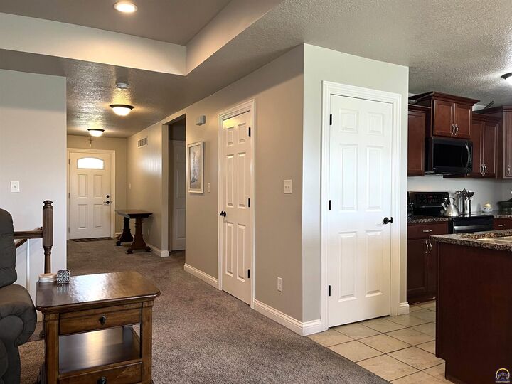 Property Photo:  5325 NW Lana Ct  KS 66618 