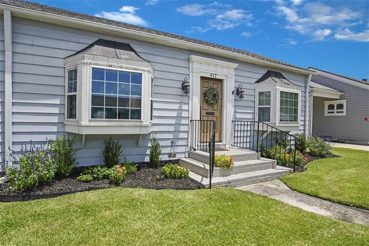Property Photo: 412 Woodruff Street LA 70601
