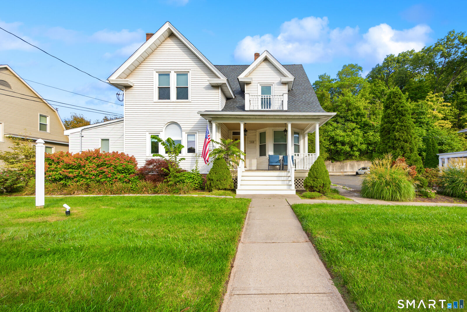 Property Photo:  658 Main Street 2nd Floor  CT 06479 