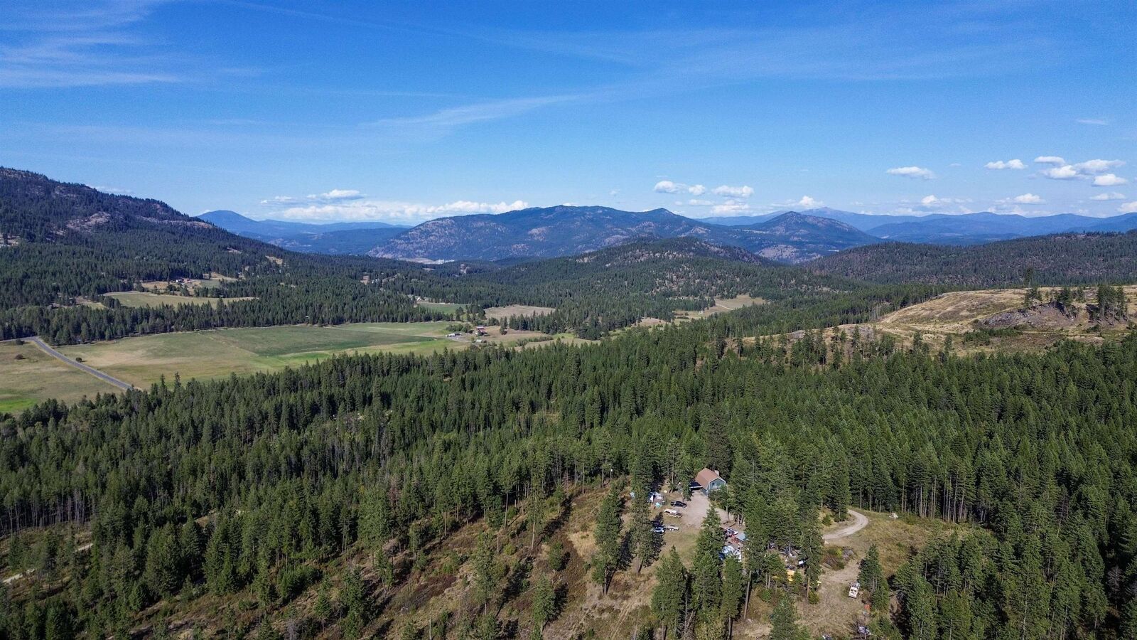 Property Photo: 2231 Blue Creek Locke Rd WA 99101