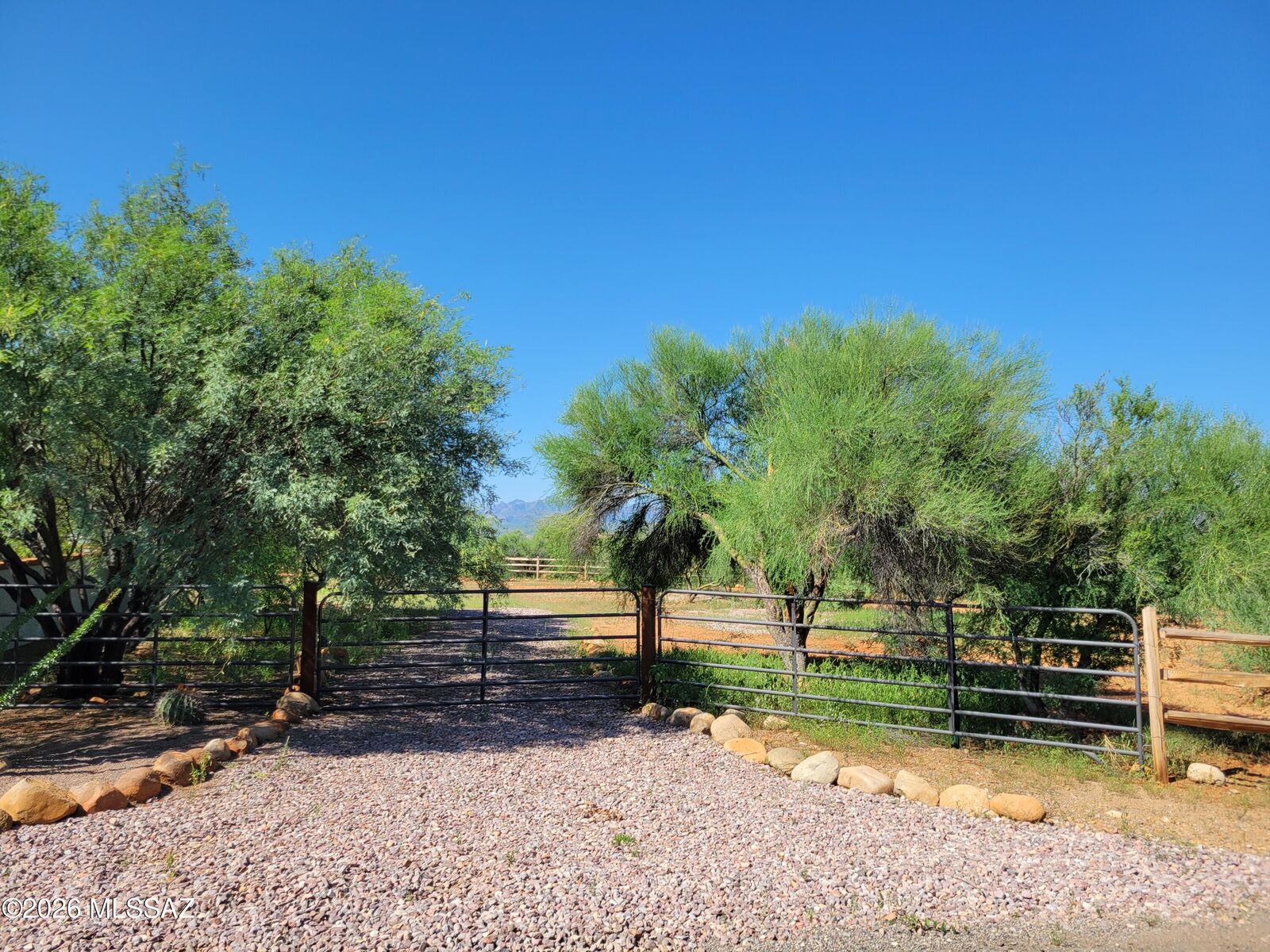 Property Photo: 1800 Go Court 19 AZ 85648