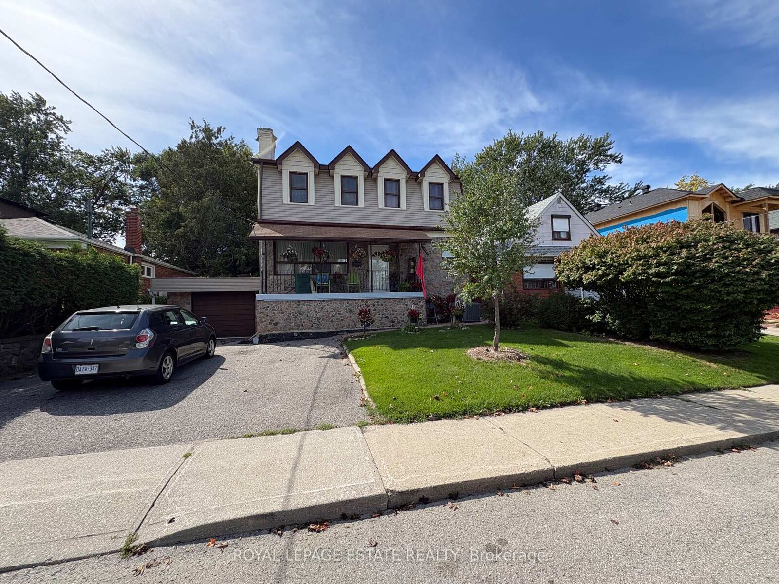 Property Photo:  88 Bexhill Avenue 2nd Floor Apt  ON M1L 3C1 