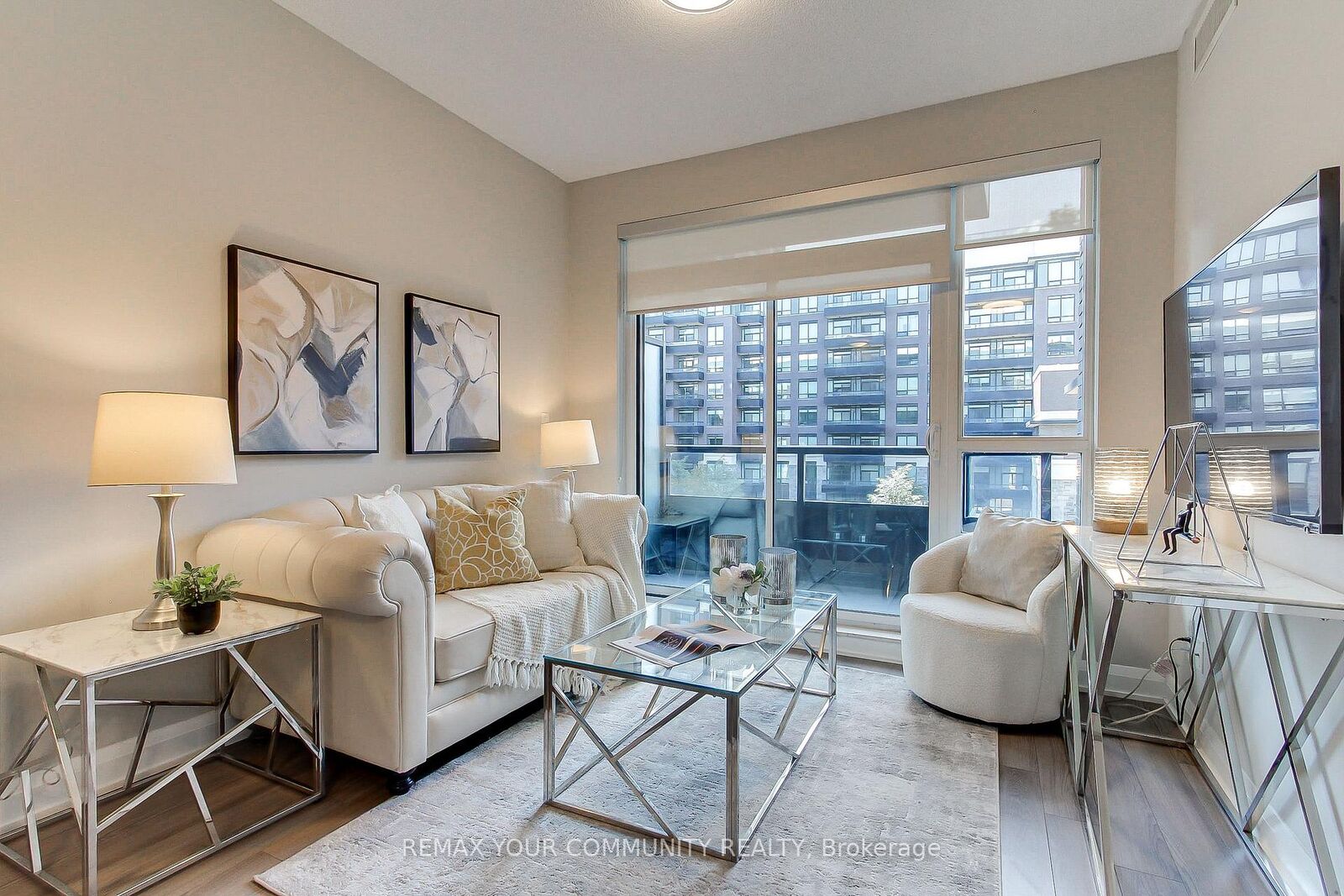 Property Photo:  25 Water Walk Drive 307  ON L6G 0G3 