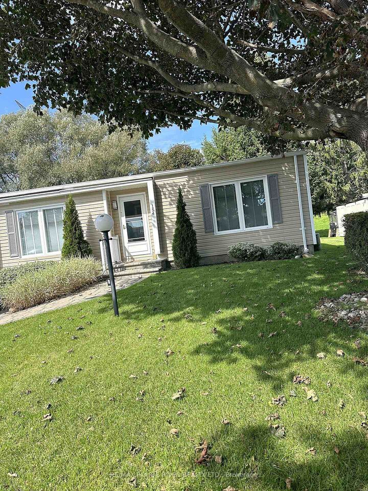 Property Photo:  154 Wilmot Trail  ON L1B 1B9 