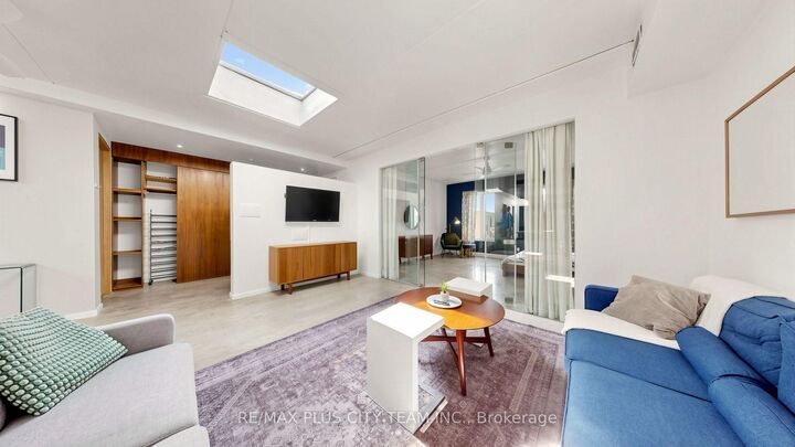 Property Photo:  25R Atlantic Avenue 1  ON M6K 3E7 