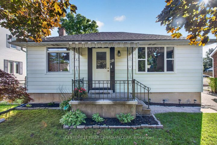 Property Photo:  218 Vancouver Street  ON N5W 4R8 