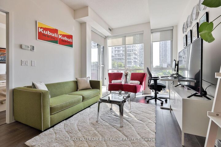 Property Photo: 170 Sumach Street 307 ON M5A 0C3