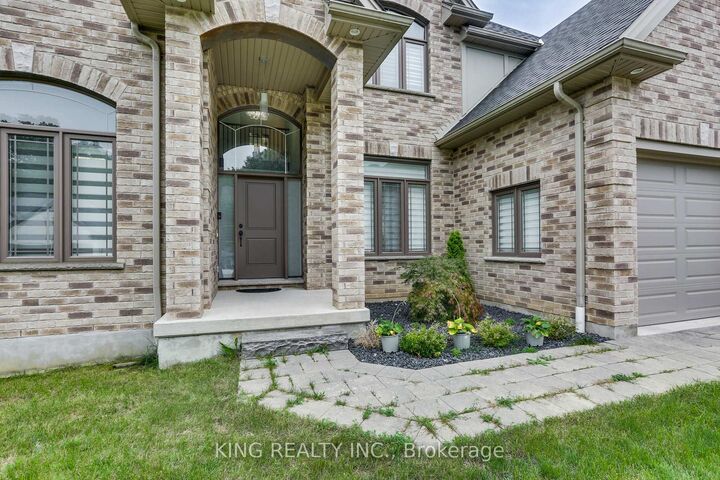 Property Photo:  2282 Dauncey Crescent N  ON N5X 0M2 