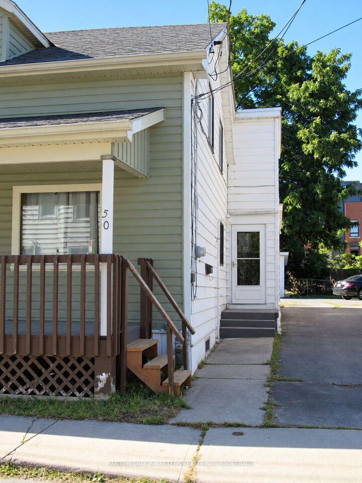 Property Photo:  50 Elm Street  ON K7K 1M9 