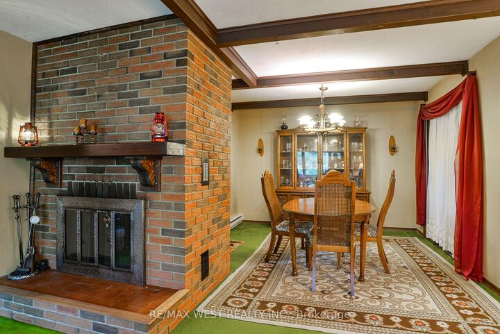 Property Photo: 52 Robert Road W ON P1H 2J4