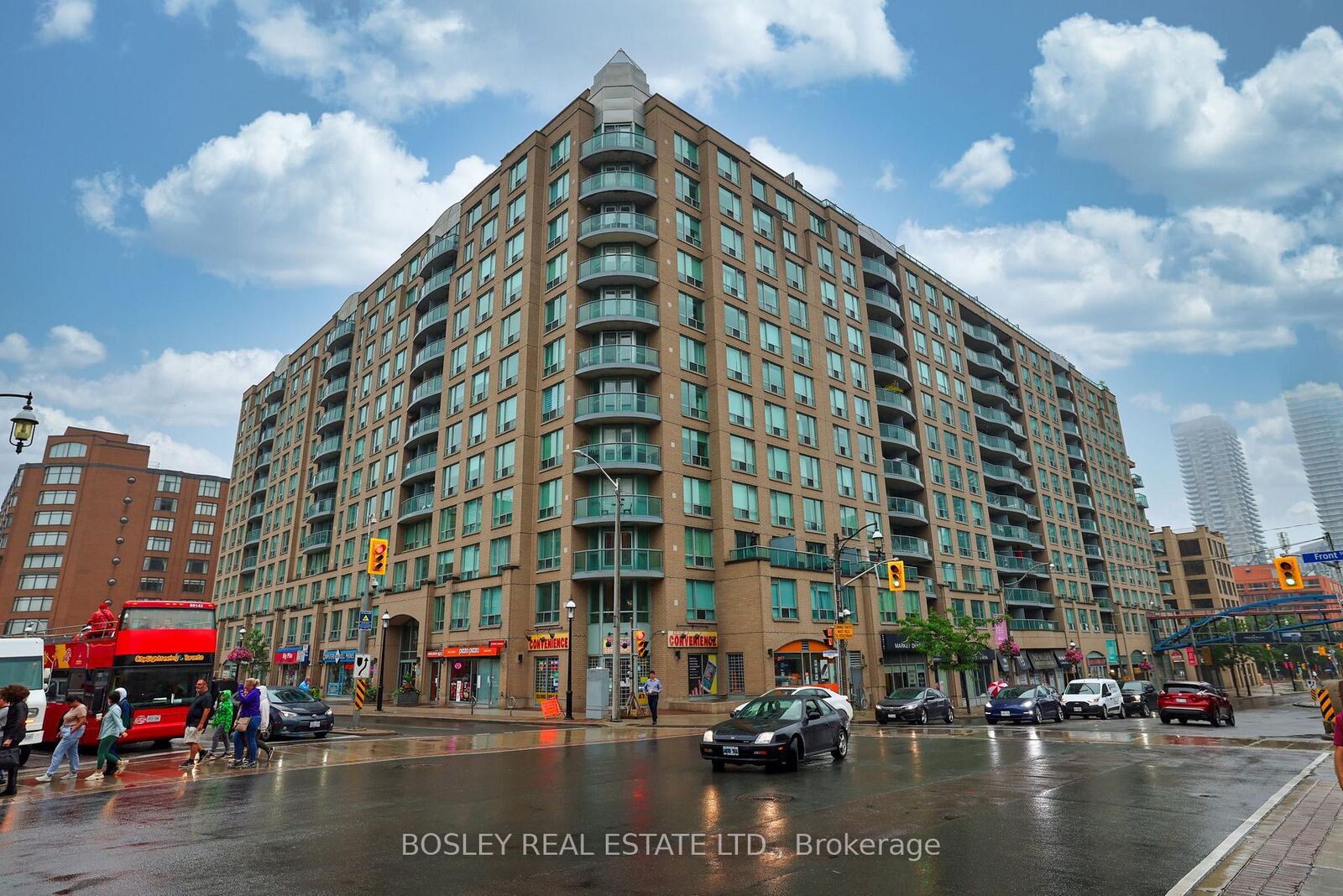 Property Photo:  109 Front Street E 914  ON M5A 4P7 