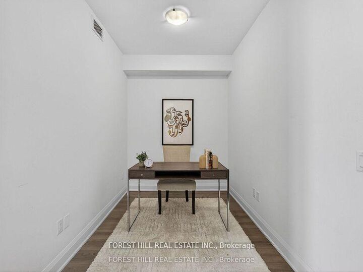 Property Photo:  20 Gatineau Drive 1703E  ON L4J 0L3 