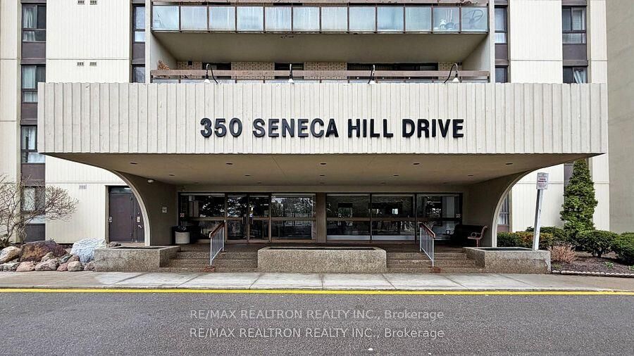 Property Photo:  350 Seneca Hill Drive 212  ON M2J 4S7 
