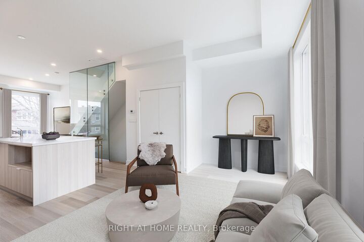 Property Photo:  272 Atlas Avenue  ON M6C 2P5 