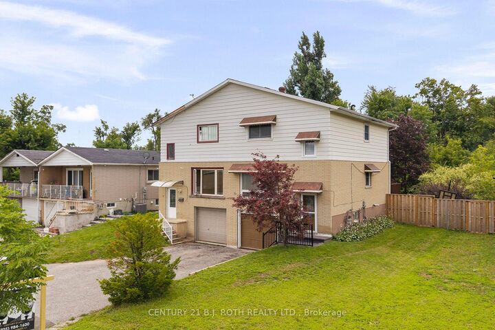 Property Photo:  14 Innisfil Street  ON L4N 3C9 