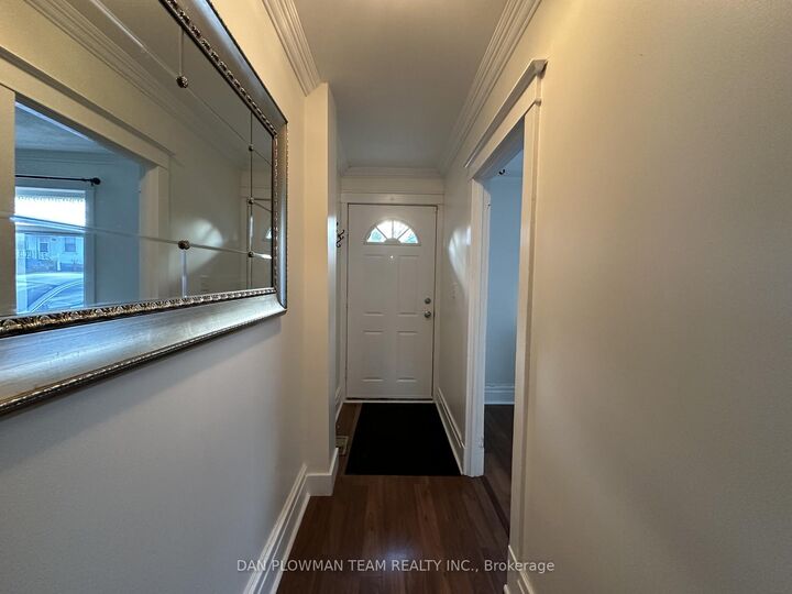 Property Photo:  167 Nassau Street  ON L1J 4A6 