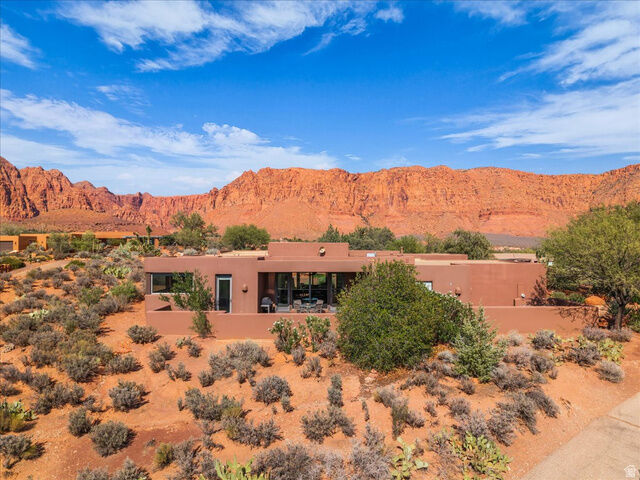 Property Photo:  1148 W Shonto Way  UT 84738 