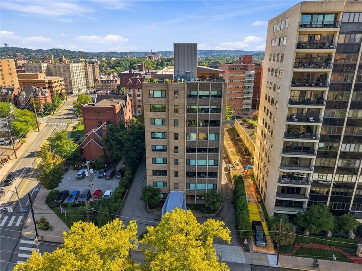 Property Photo:  154 N Bellefield Avenue 42  PA 15213 