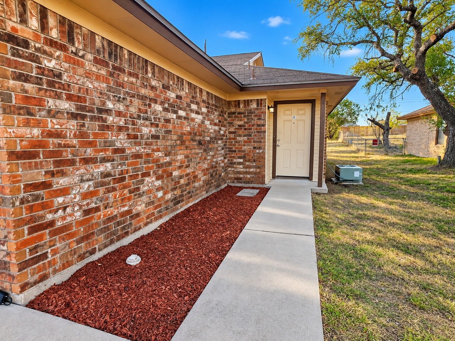 Property Photo:  105 Northern Dove Lane B  TX 76522 