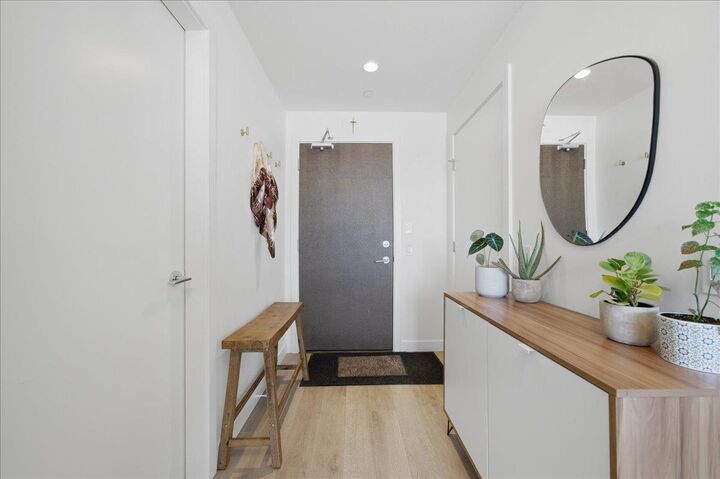 Property Photo:  200 Nelson's Crescent 802  BC V3L 0H4 