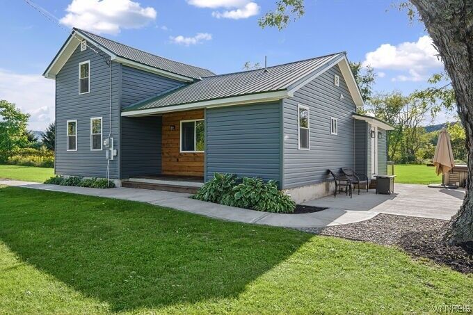 Property Photo:  5955 Humphrey Road  NY 14741 