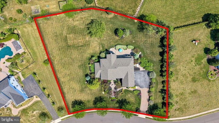 Property Photo:  4 Apple Blossom Lane  NJ 08514 