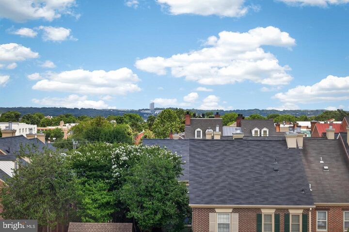 Property Photo:  810 Gibbon Street  VA 22314 