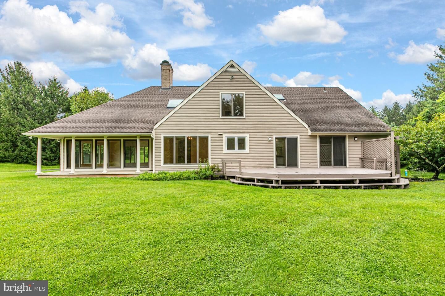 Property Photo: 9 Kimberly Court NJ 08540
