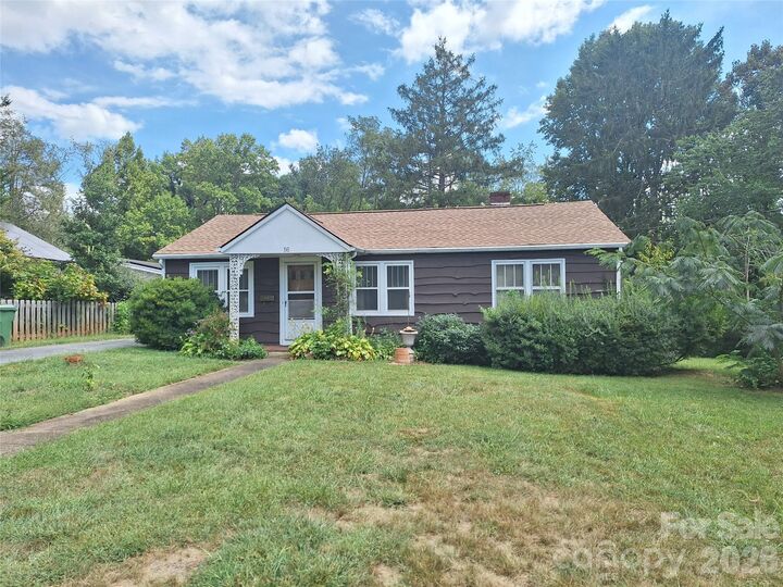 Property Photo:  16 Shannon Drive  NC 28803 