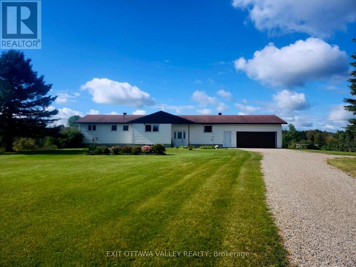Property Photo:  15267 17 Highway  ON K0J 0A9 