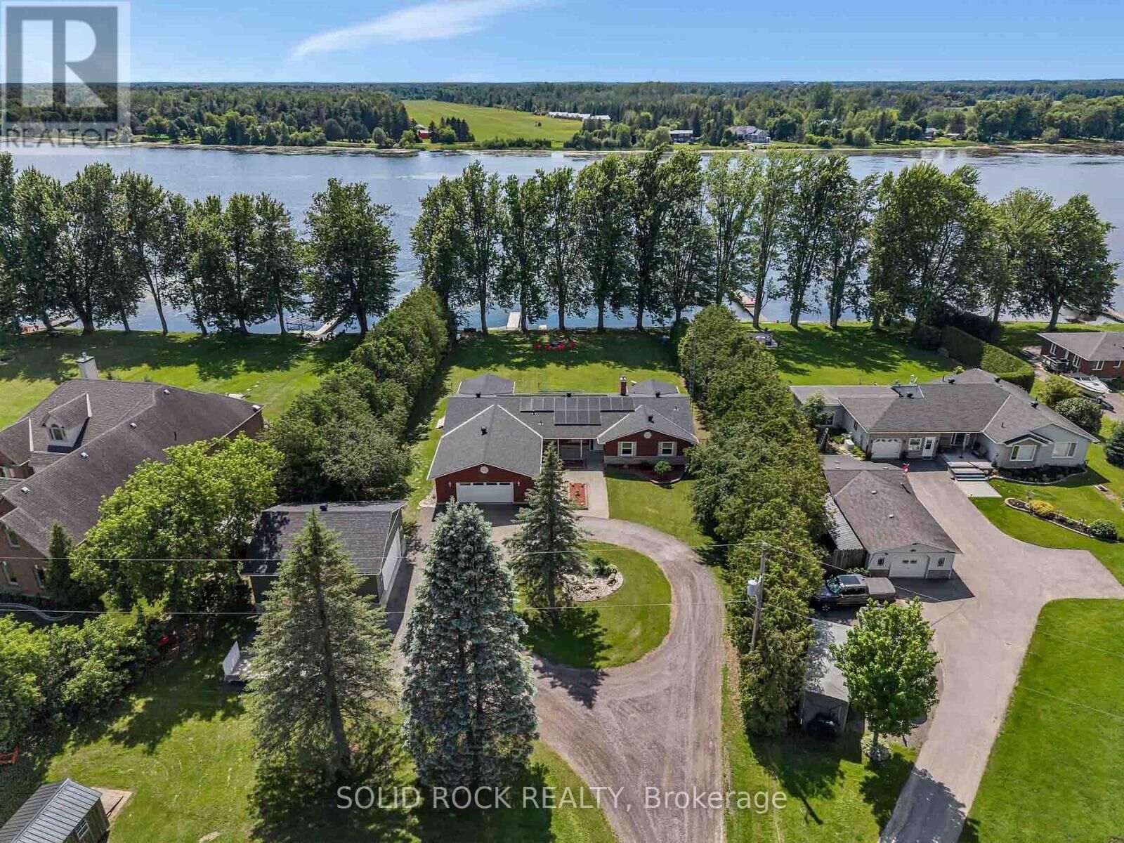 Property Photo:  3710 River Road  ON K4M 1B4 