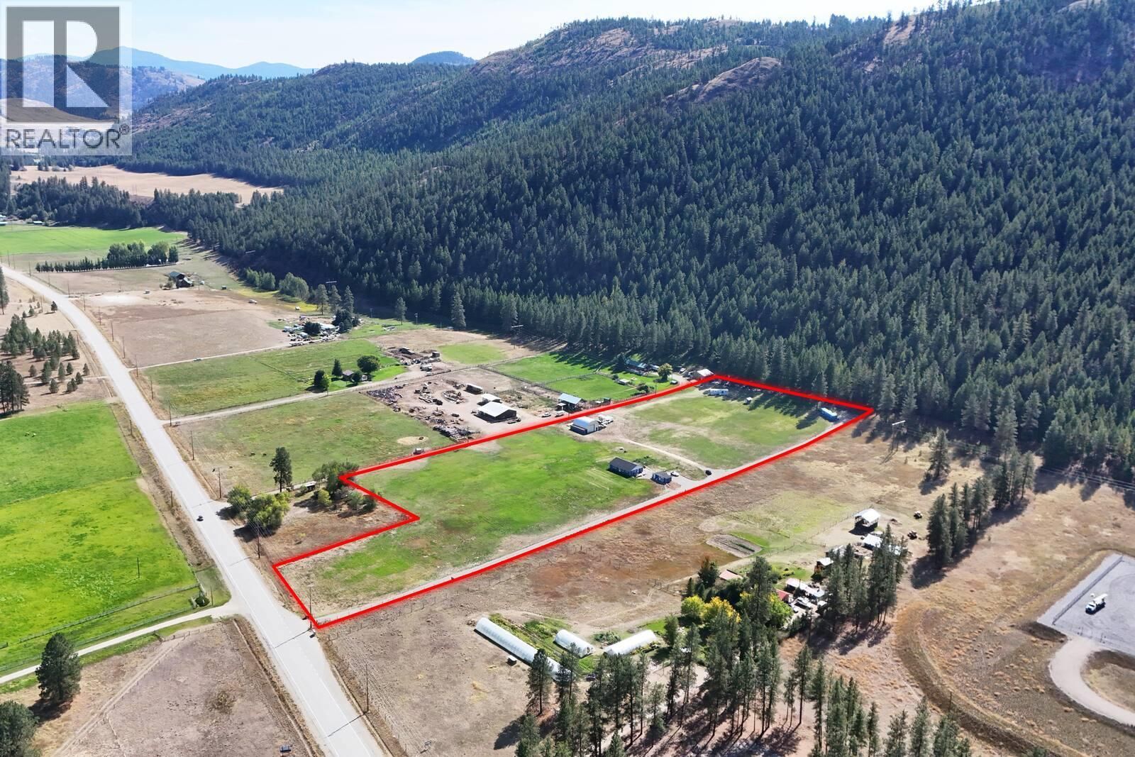 Property Photo:  3590 #3 Highway  BC V0H 1Y0 