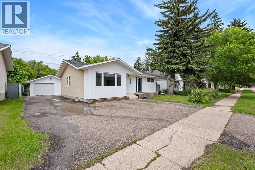 Property Photo:  5510 45 Street  AB T9V 0C2 