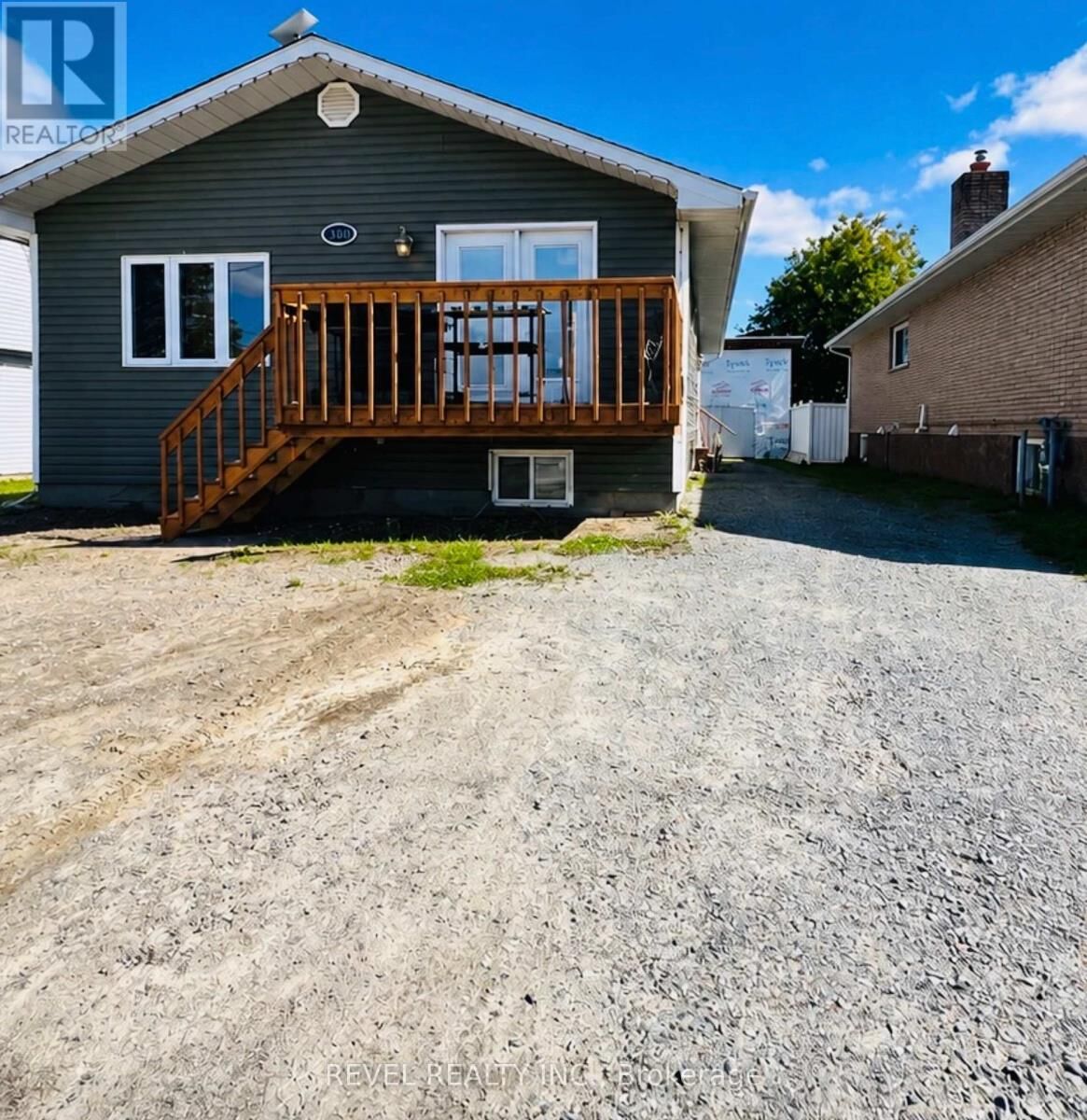 Property Photo:  380 Norman Street  ON P4N 4B7 