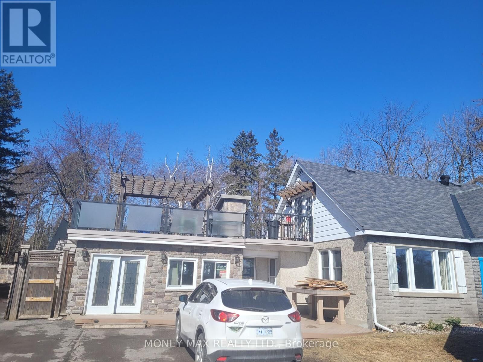 Property Photo:  2952 Prince Of Wales Drive B  ON K2E 0B2 