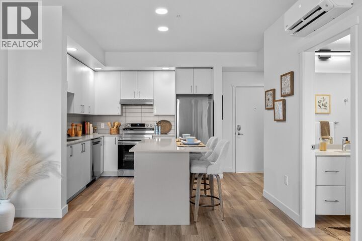 Photo de la propriété:  1111 Frost Road 403  BC V1W 0G8 