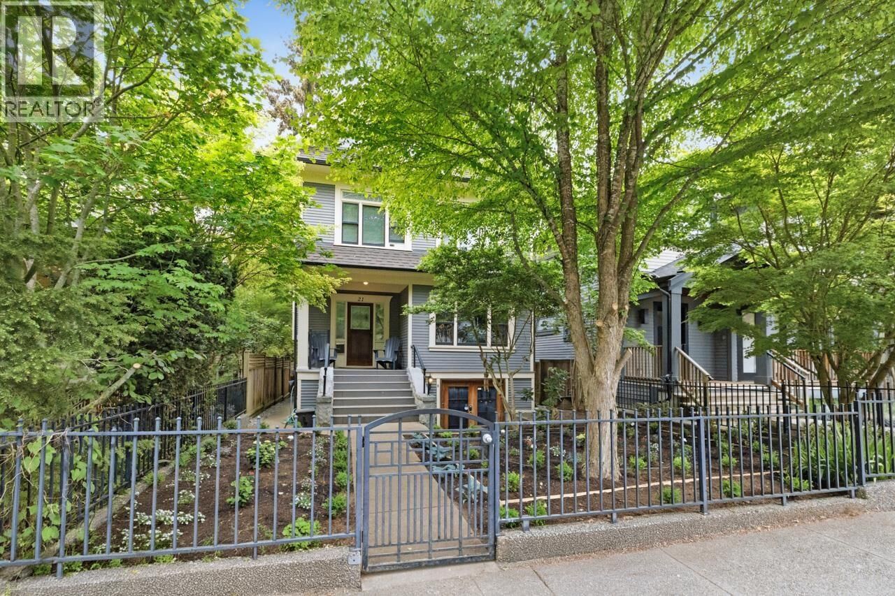Property Photo:  21 East 22nd Avenue  BC V5V 1T3 